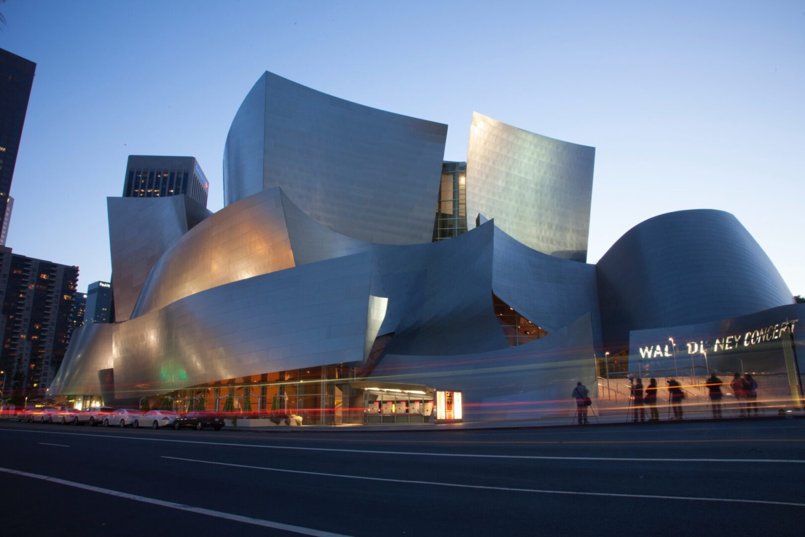 The outside of Walt Disney Concert Hall